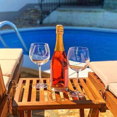 Holiday Home Deni Roč Dış mekan fotoğraf