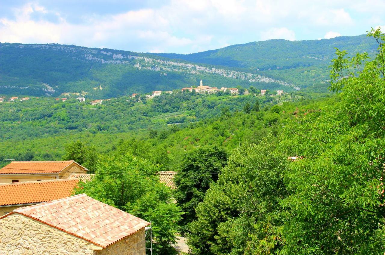 Holiday Home Deni Roč Dış mekan fotoğraf