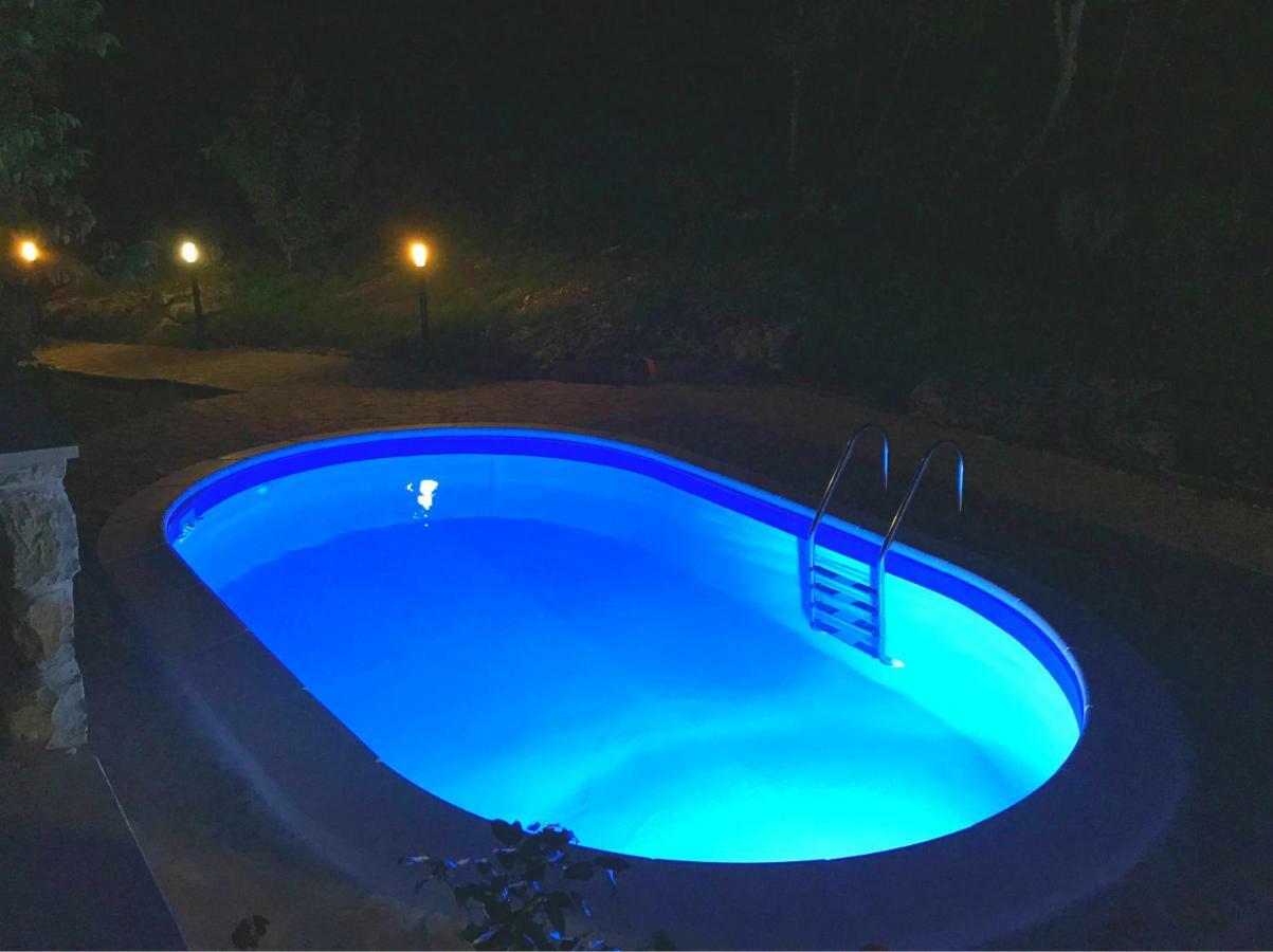 Holiday Home Deni Roč Dış mekan fotoğraf
