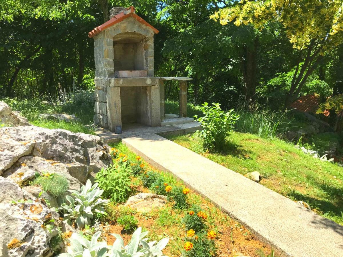 Holiday Home Deni Roč Dış mekan fotoğraf